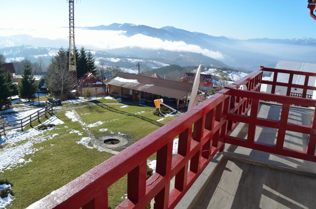 Hotel Rusu Петрошани Экстерьер фото